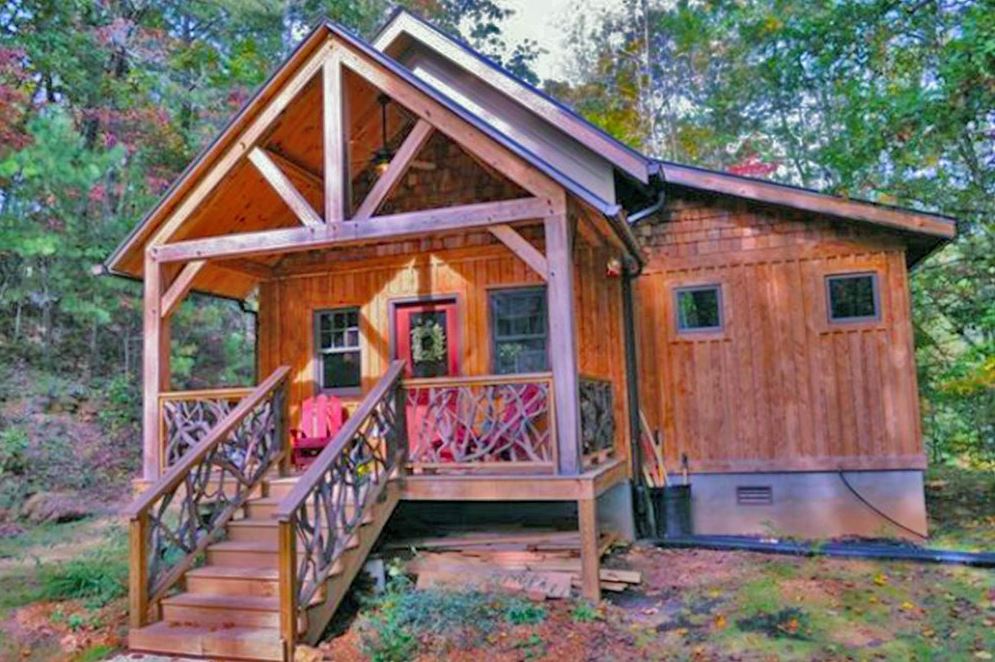 Small Log Cabin Kits are Affordable and Eco-Friendly