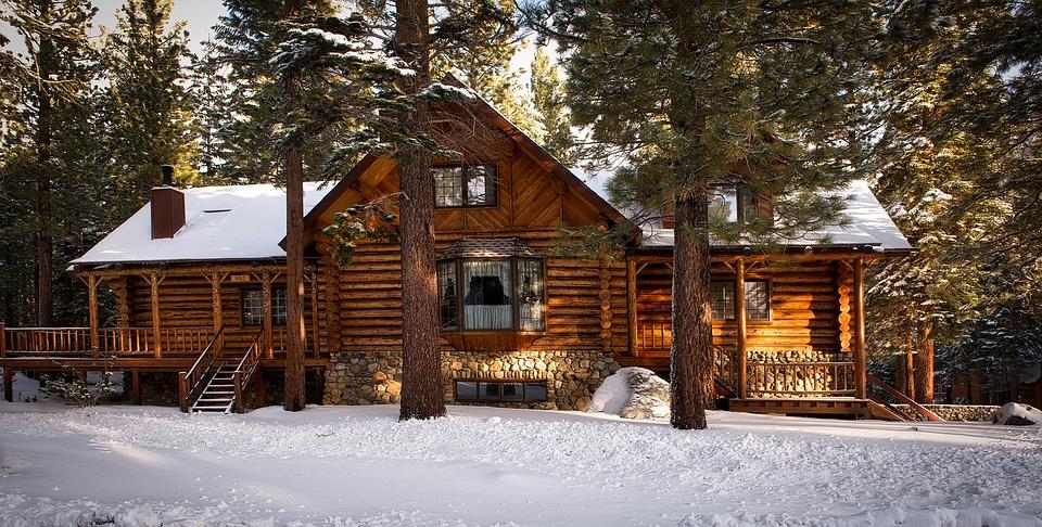 9 Interesting Facts about Log Cabins.