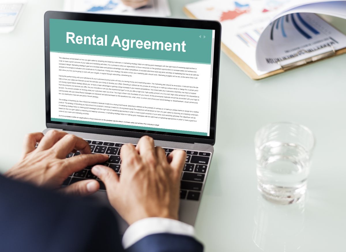 Rental agreement on laptop