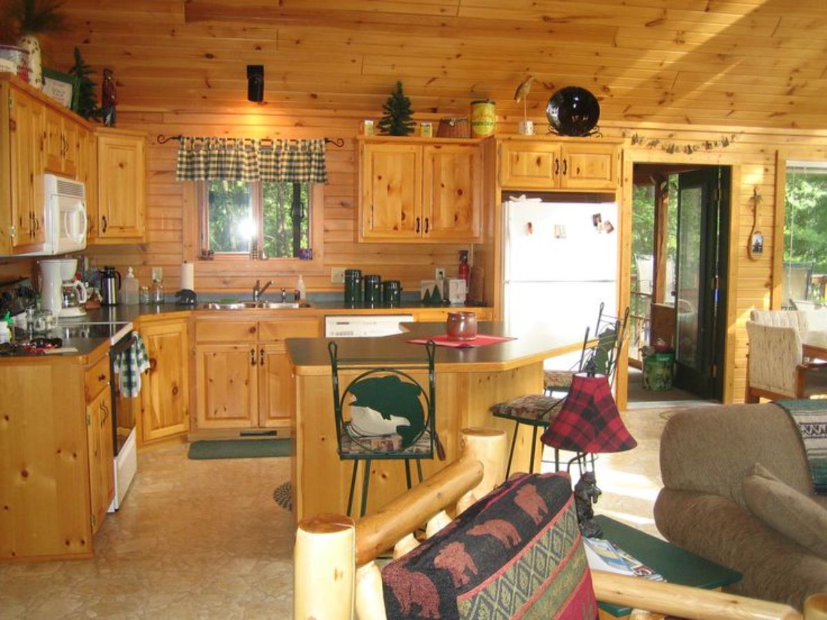 small log home interior design