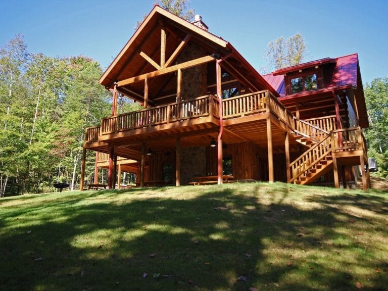 The Barker Wildcat Lodge Will Wow As a Family-Friendly Log Cabin