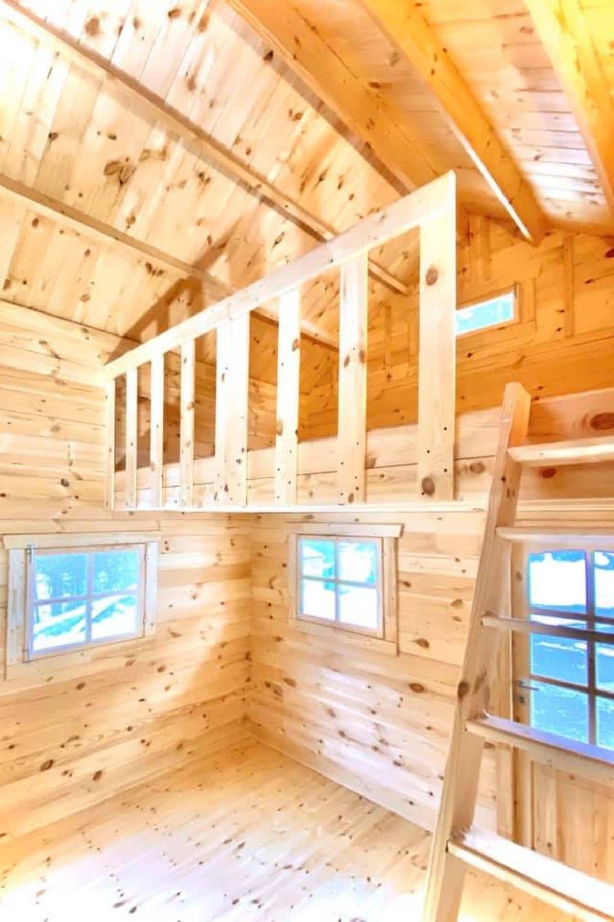 open loft with ladder inside cabin