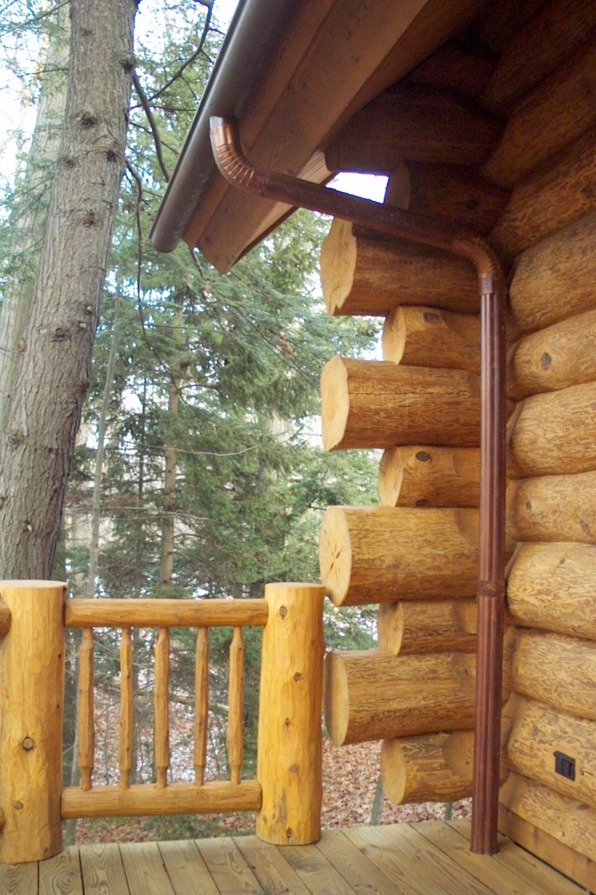 butt-n-pass corner on log cabin