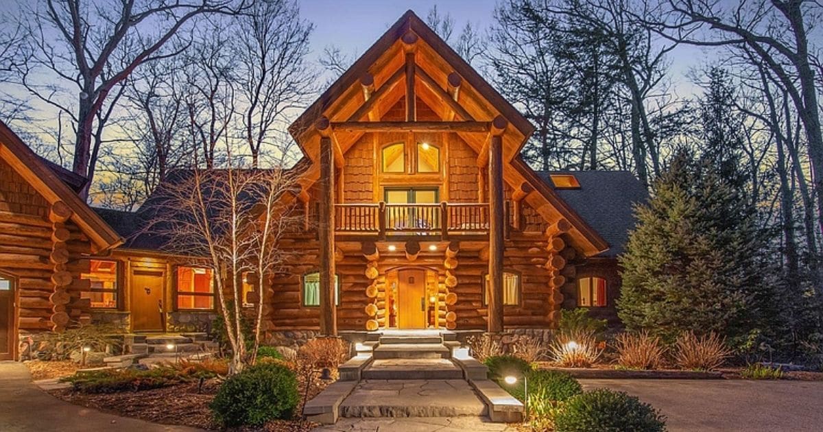 Timber Cove Retreat is a Luxury Log Home Perfect for Entertaining