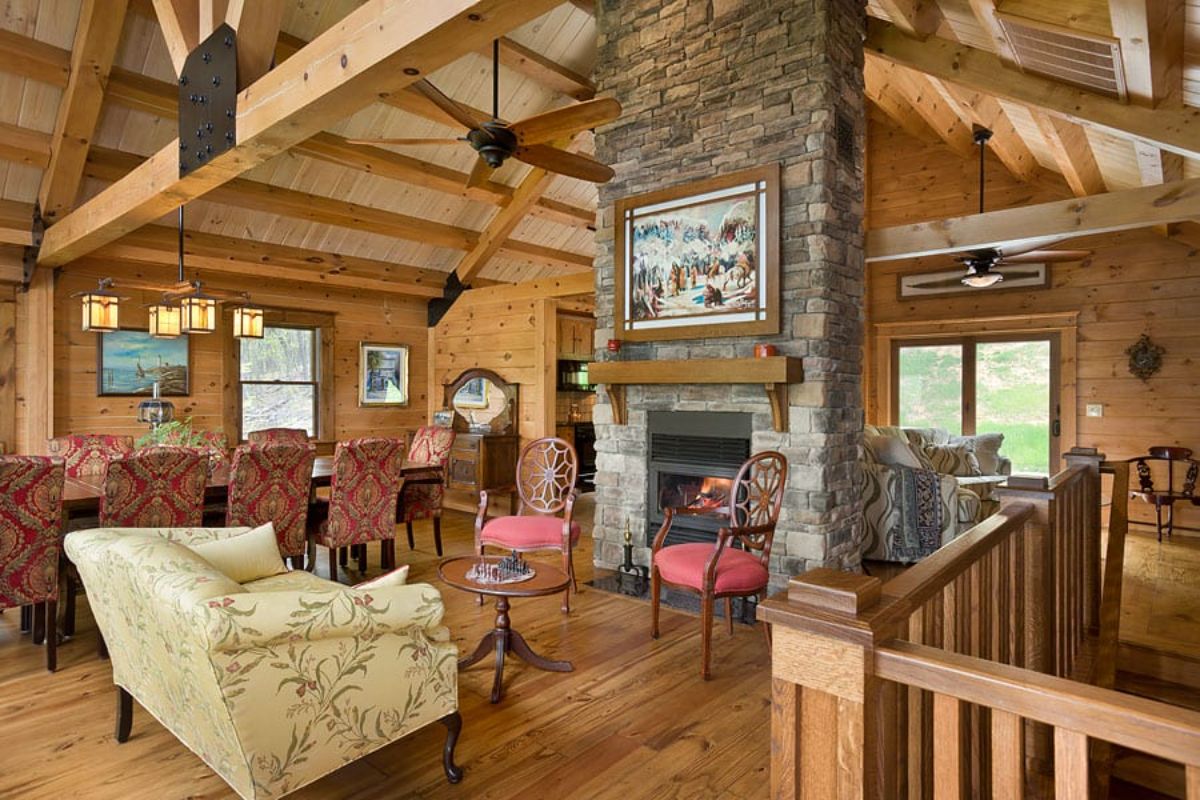 The Deerfield Log Cabin is a Sprawling Modern Take on a Classic Style