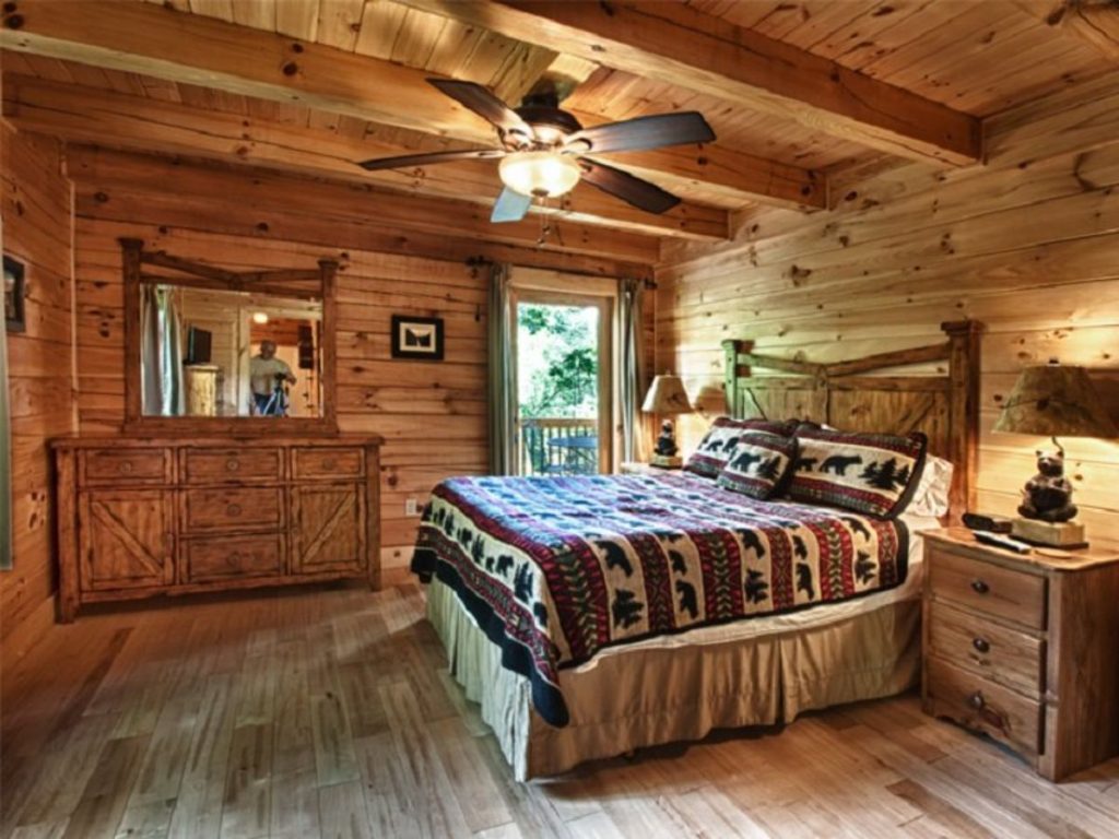 North Carolina Therz A Bear Cabin Rental Sleeps 5 Easily