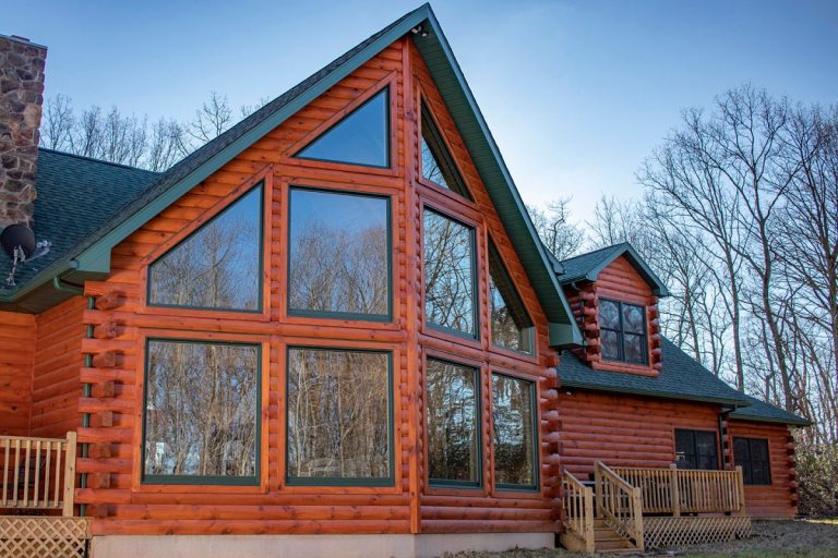 4,000 SQ FT Spence Log Cabin Is A True Luxury Cabin