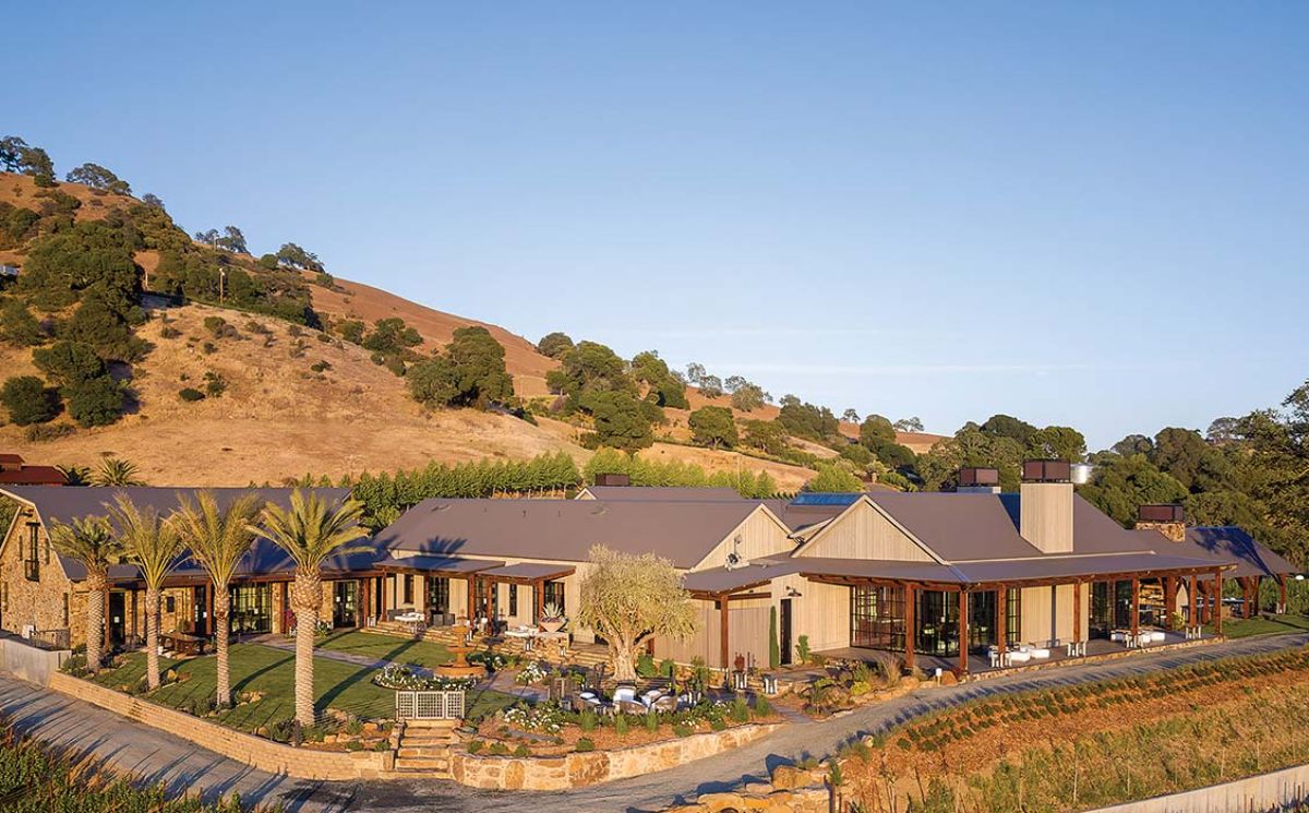 sprawling cabin with dessert background